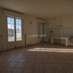 SEANO. APPARTAMENTO AL PRIMO PIANO 175MQ CON 3 CAMERE E MAGAZZINO DI 226 MQ | RIF. MB470