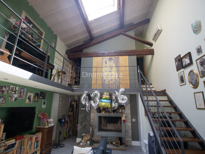 CENTRO STORICO. LOFT 100 MQ SU 2 LIVELLI CON POSTO AUTO. | RIF. MB418
