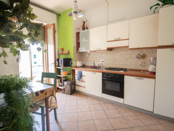 CHIESANUOVA. BILOCALE DI 60 MQ CON BALCONE. LOCATO E IN BUONE CONDIZIONI. | RIF. MB148