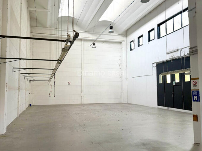 Macrolotto 2 - Immobile industriale/Capannone di 600 mq con Piazzale di 300 mq | RIF. DCA5600