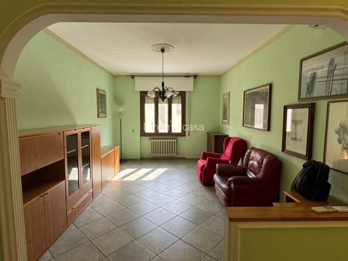 COIANO. APPARTAMENTO 160 MQ AL 1 PIANO CON 3 CAMERE E BALCONE. | RIF. MB335